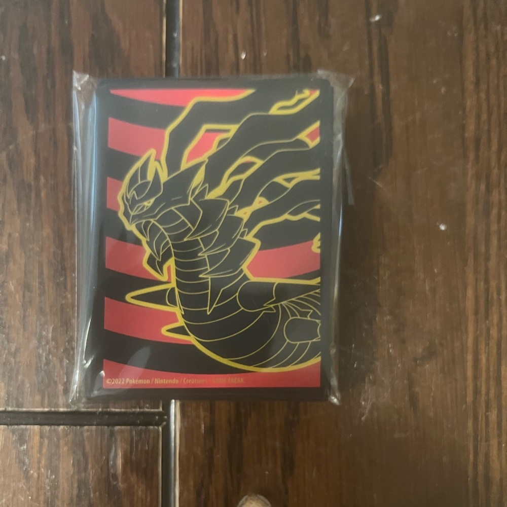 Pokemon Giratina Character Trading Card Sleeves Package